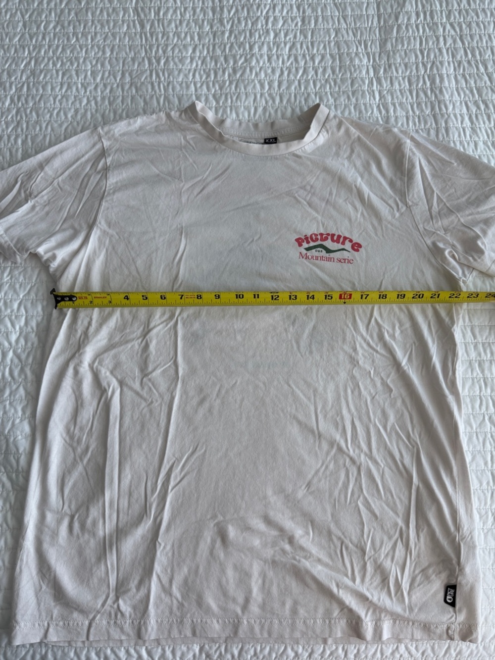 Picture Mountain Series White Short Sleeve Graphic Tee